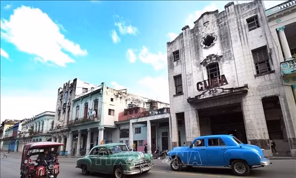 Nga cam kết ủng hộ Cuba yêu cầu Mỹ dỡ bỏ lệnh cấm vận