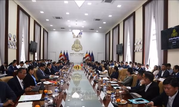 Tháo gỡ vướng mắc, thúc đẩy doanh nghiệp Việt Nam đầu tư tại Campuchia