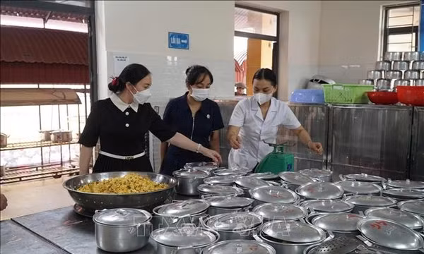 Kiểm soát chặt quy trình bán trú, chủ động phòng ngừa rủi ro thực phẩm