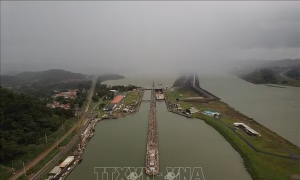 Kênh đào Panama đối mặt nguy cơ tiếp tục hạn chế tàu qua lại 