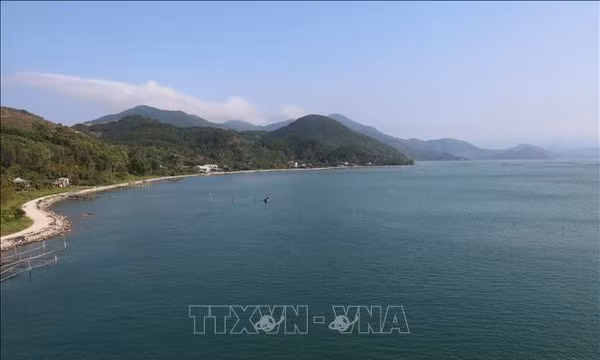 Huế: Bảo vệ nguồn lợi, đa dạng sinh học trên đầm phá