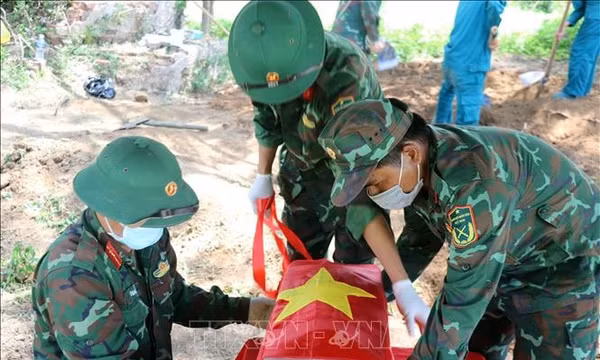 Băng rừng, vượt núi tìm kiếm, quy tập hài cốt liệt sĩ