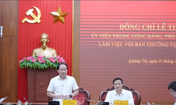 Phó Thủ tướng Lê Tiến Châu làm việc với Ban Thường vụ Tỉnh ủy Quảng Trị