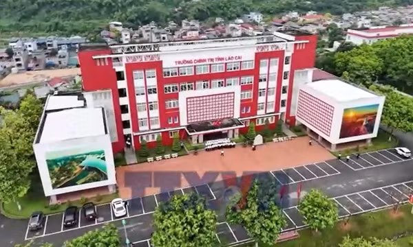 Nơi tri thức không chỉ nằm trên trang giáo án
