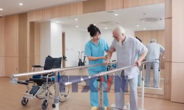Thông điệp lịch sử: Nghề điều dưỡng trong sự nghiệp chăm sóc và bảo vệ sức khỏe nhân dân