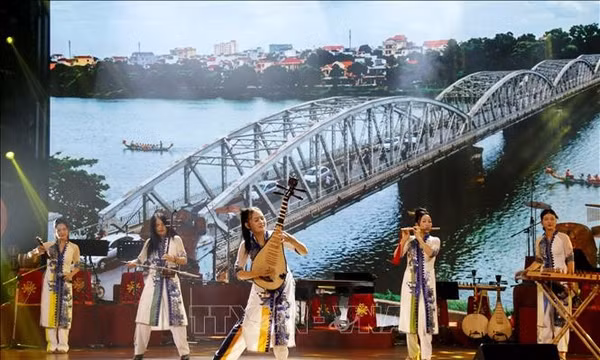 Khai mạc Cuộc thi Độc tấu và Hòa tấu nhạc cụ dân tộc toàn quốc 