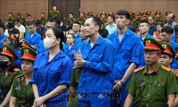 Hai cựu Viện trưởng Viện Pháp y tâm thần bị phạt hơn 27 năm tù