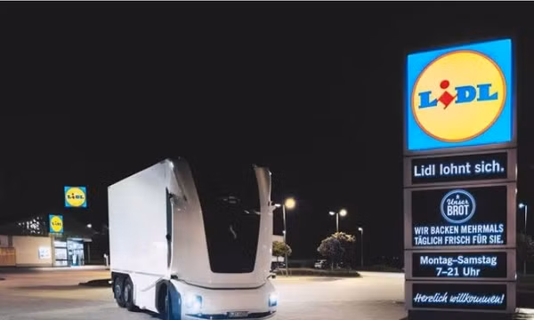 Lidl thử nghiệm xe tải giao hàng tự hành tại Đức