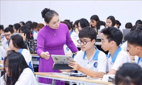 Chuẩn hóa tiêu chuẩn đối với nhân sự hỗ trợ giáo dục đại học