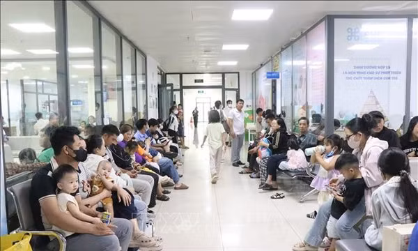 Ứng phó với bệnh truyền nhiễm, nâng cao năng lực y tế cơ sở