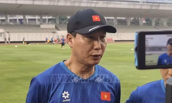 HLV Kim Sang Sik đề cao tinh thần đoàn kết trước trận gặp Malaysia