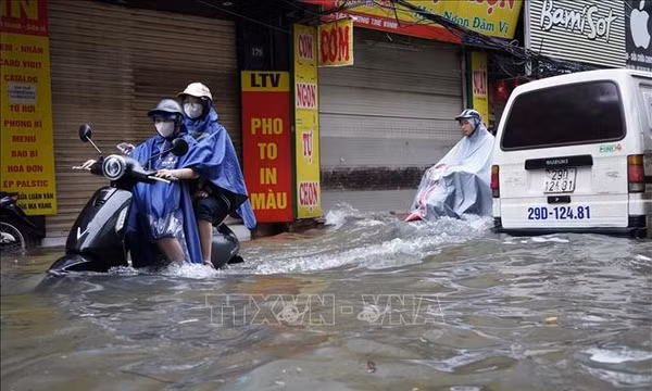 Làm rõ thông tin hiện trạng thoát nước, tình hình úng ngập đường Tố Hữu