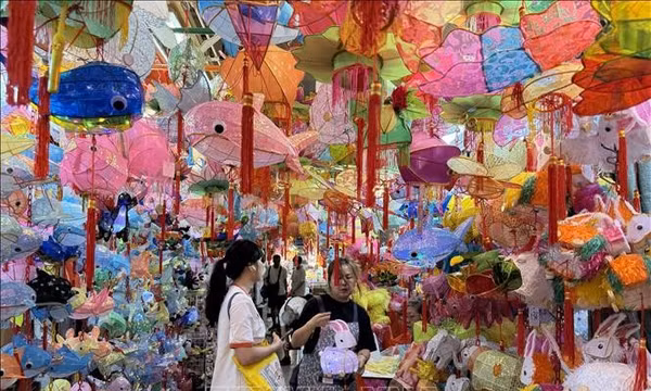Văn hóa đèn lồng Trung Thu - động lực mới cho du lịch Hong Kong