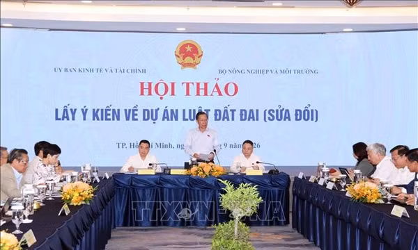 Đề nghị giữ quy định công chứng giao dịch liên quan đến đất đai trong Luật Đất đai (sửa đổi)