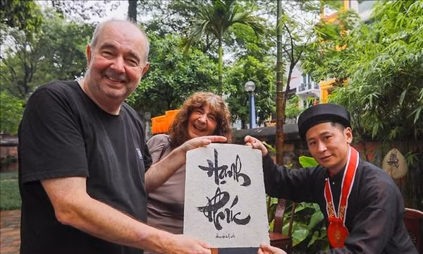 'Nét chữ An Nhiên' đưa nghệ thuật thư pháp đến gần công chúng