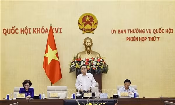 Khai mạc Phiên họp thứ 7 của Ủy ban Thường vụ Quốc hội