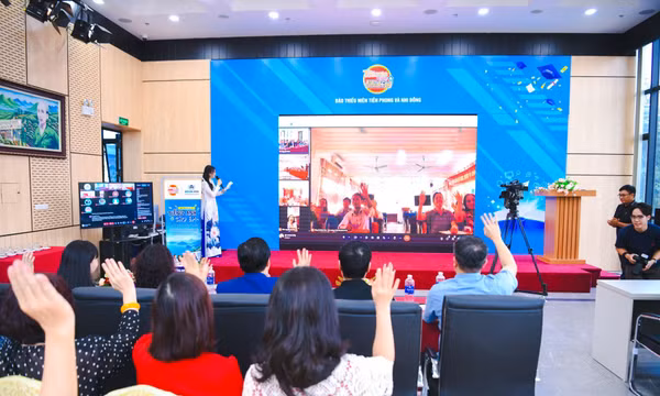 Học sinh đặc khu Cô Tô hào hứng tham gia 'Tiếng Anh cho em'