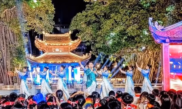 Giúp thế hệ trẻ hiểu rõ giá trị văn hóa tiêu biểu Văn Miếu - Quốc Tử Giám