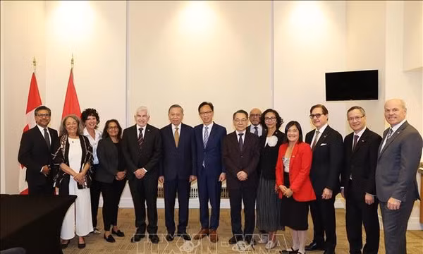 Tổng Bí thư, Chủ tịch nước Tô Lâm tiếp Nhóm Nghị sĩ hữu nghị Canada - VN
