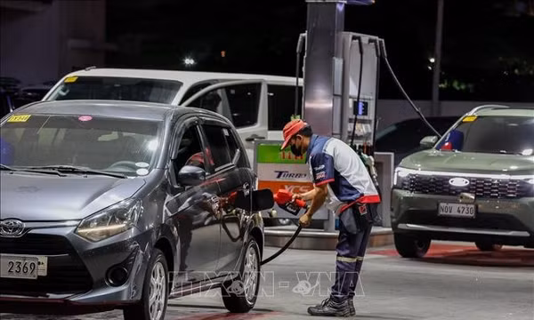 Cú sốc giá dầu đang tạo áp lực lớn lên các nền kinh tế ASEAN