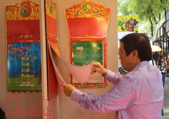 Khai mạc triển lãm lịch Xuân 2018 tại TP Hồ Chí Minh ảnh 2