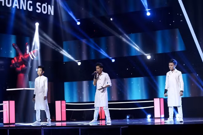 The Voice Kids: Đội hình toàn hotboy team Soobin Hoàng Sơn xuất hiện tại tập cuối vòng Đối đầu ảnh 2