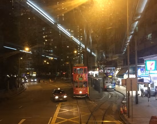 Trải nghiệm tàu điện leng keng ở Hong Kong ảnh 2