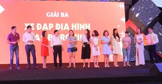 Mua nhà đẹp, bất ngờ trúng xe 'chất lừ' từ Vinhomes Thăng Long ảnh 4