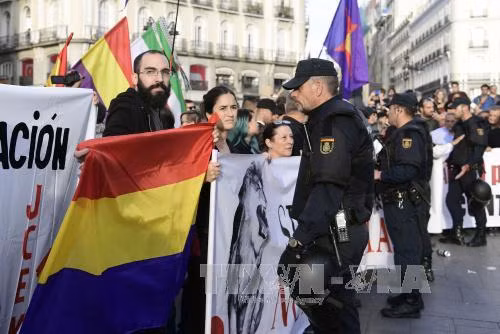 Tây Ban Nha cáo buộc chính quyền Catalonia 'kích động nổi loạn' ảnh 1
