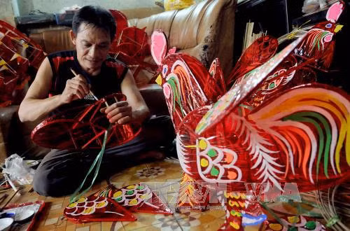 Giữ hồn Việt qua đồ chơi Trung thu truyền thống ảnh 1