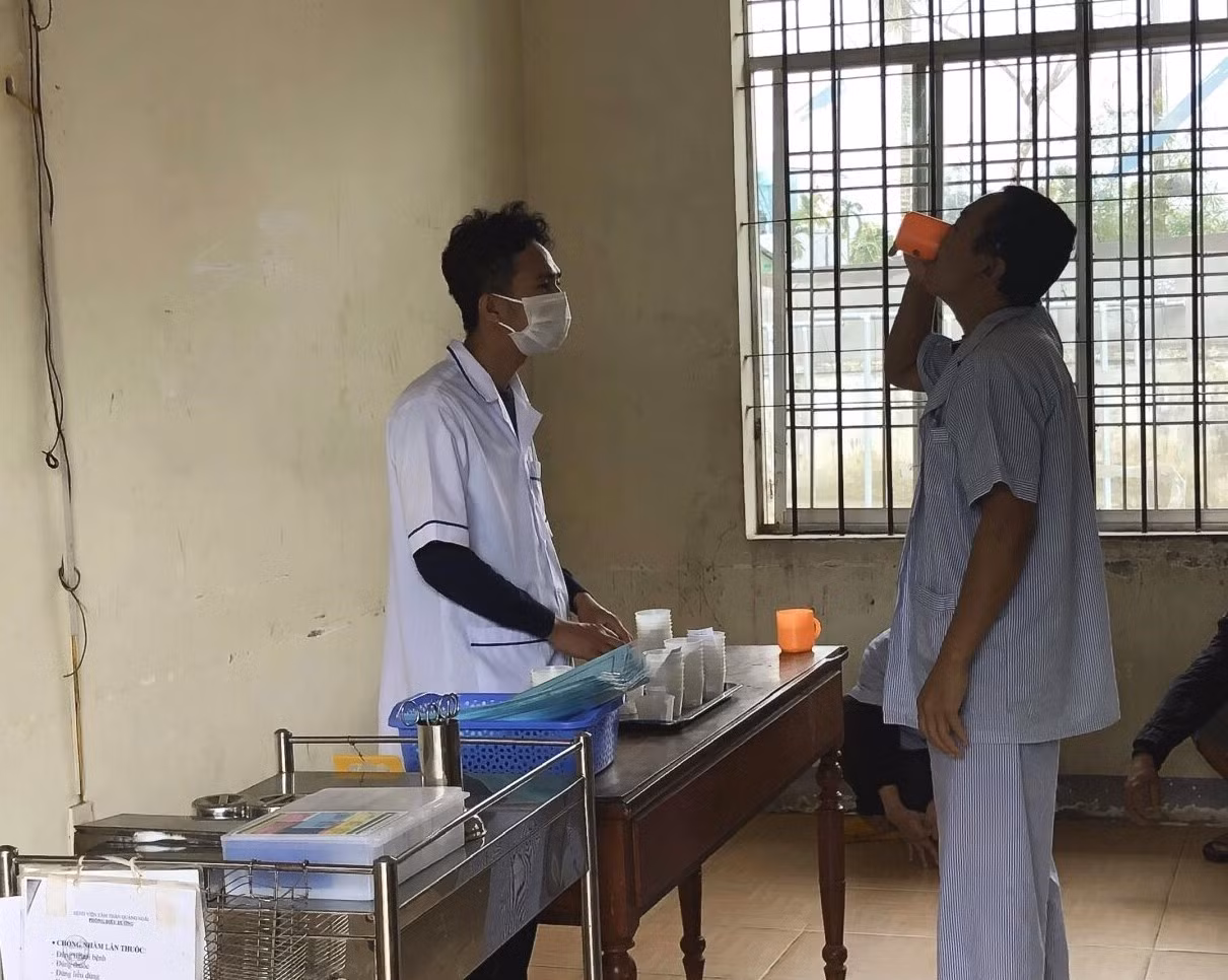 Tin nóng trong nước sáng 15/11/2025