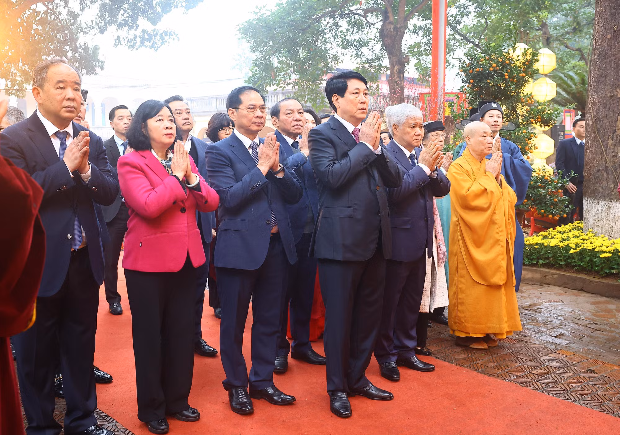 Chủ tịch nước Lương Cường chủ trì Lễ dâng hương khai Xuân tại Hoàng thành Thăng Long