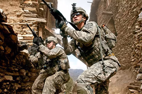  Mỹ cân nhắc duy trì 10.000 quân tại Afghanistan ảnh 1