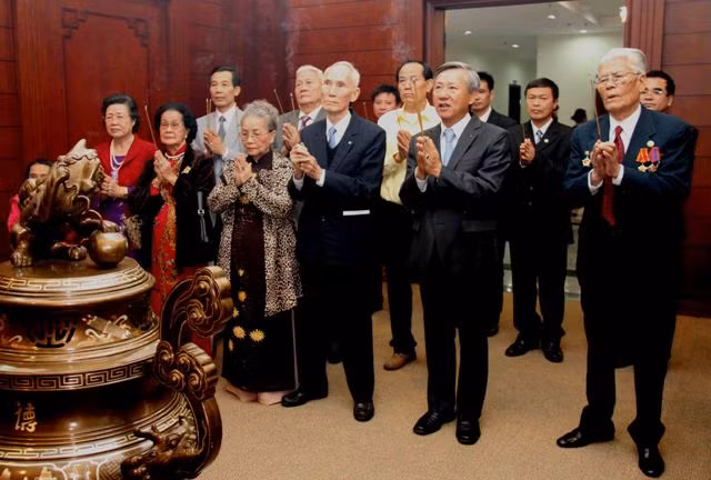 Việt kiều Lào vui đón Tết Giáp Ngọ 2014 ảnh 1