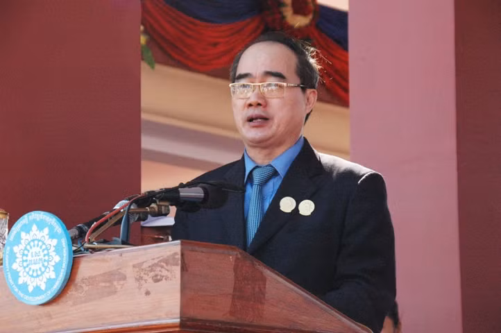 Đồng chí Nguyễn Thiện Nhân thăm và tặng quà Tết tại TP.HCM ảnh 1