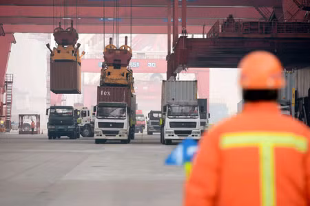 GDP Trung Quốc tăng thấp nhất trong 14 năm ảnh 1