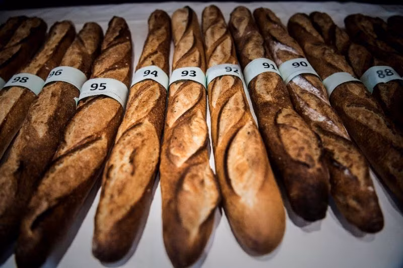Pháp đề nghị UNESCO công nhận bánh mì baguette là di sản văn hóa ảnh 2