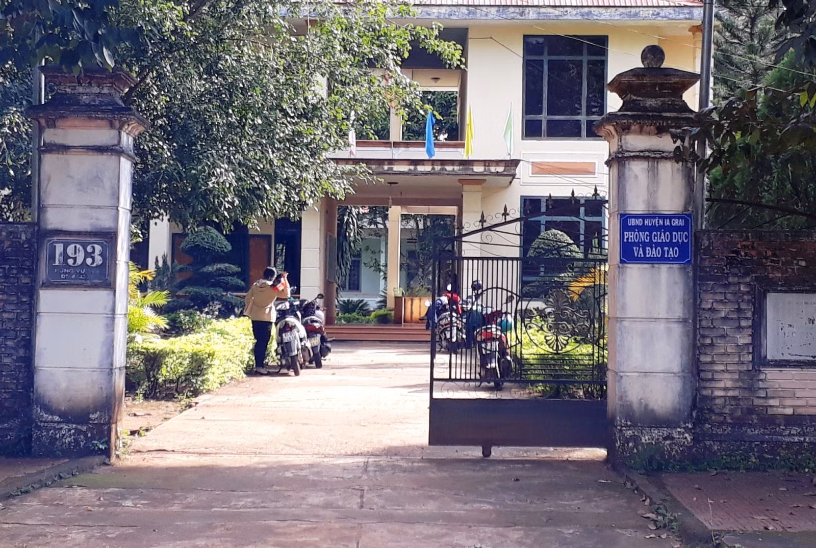 Chú thích ảnh