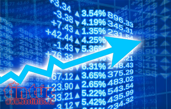 Cổ phiếu bluechip đồng loạt lập đỉnh mới ảnh 1