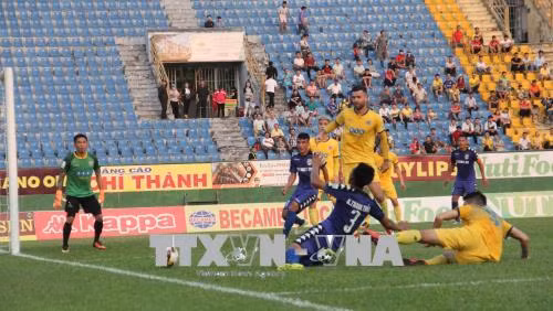 V.League 2018: Hà Nội vững vàng vị trí dẫn đầu, Quảng Nam vươn lên thứ 7 ảnh 1