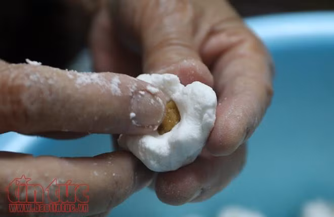 Cách làm bánh trôi, bánh chay nhân đậu xanh đúng chuẩn ảnh 4