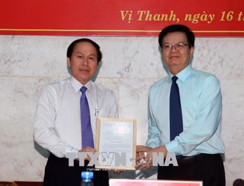 Thứ trưởng Bộ Tư pháp Lê Tiến Châu giữ chức Phó Bí thư Tỉnh ủy Hậu Giang ảnh 1