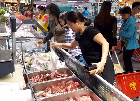 Thiếu nguồn cung, giá lợn hơi bật tăng mạnh tại các tỉnh phía Nam ảnh 2