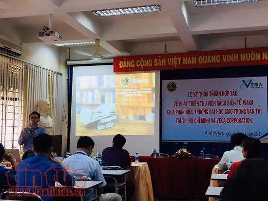 Lần đầu tiên mang sách điện tử đến với sinh viên TP Hồ Chí Minh ảnh 1