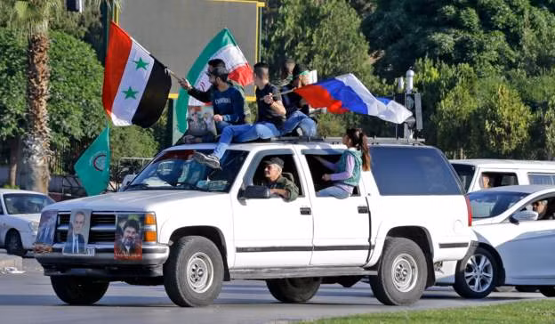 Nhìn lại toàn cảnh chiến dịch không kích Syria của Mỹ, Anh, Pháp ảnh 16