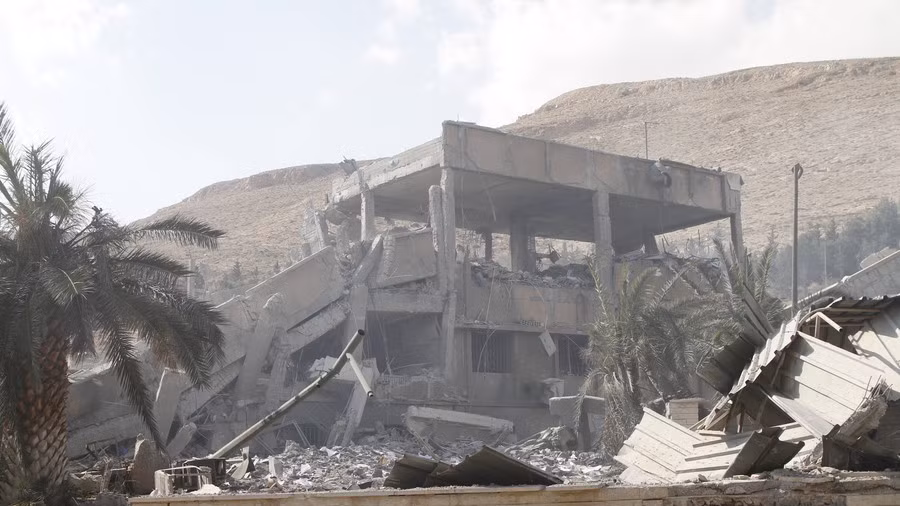 Liên quân Mỹ-Pháp-Anh phối hợp không ăn ý trong vụ tấn công Syria ảnh 1
