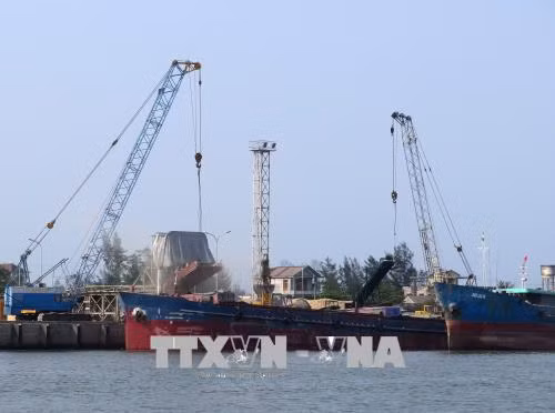 Sẽ áp dụng mô hình mới trong đầu tư khai thác cảng biển ảnh 1