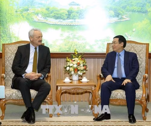 Phó Thủ tướng Vương Đình Huệ: Talanx mở rộng đầu tư tại Việt Nam là phù hợp với chủ trương tái cơ cấu hệ thống tài chính ảnh 1