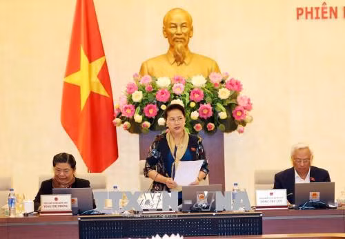 Bế mạc Phiên họp thứ 23 Ủy ban Thường vụ Quốc hội ảnh 1