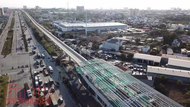 Cận cảnh thi công nhà ga và lắp ráp mái vòm tuyến metro Bến Thành - Suối Tiên ảnh 13